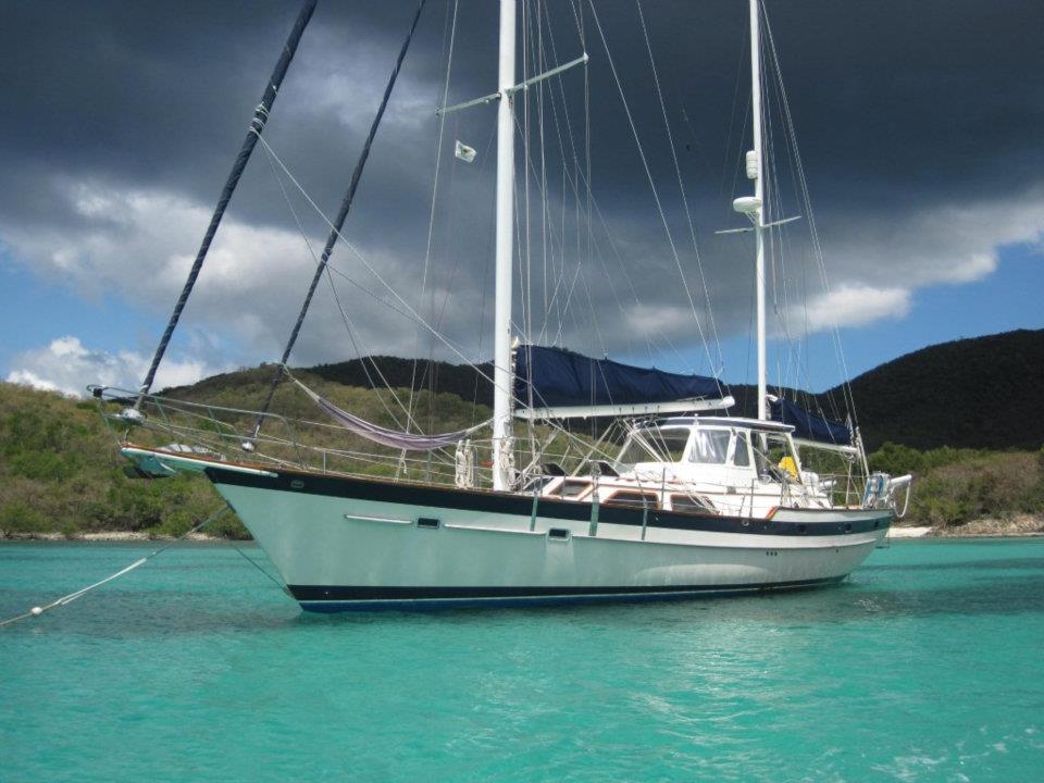 Caribbean Sailing Charters on Jalapéno